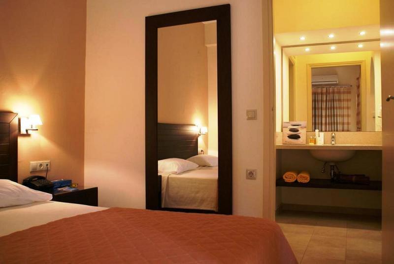 Your Memories Aparthotel by Estia