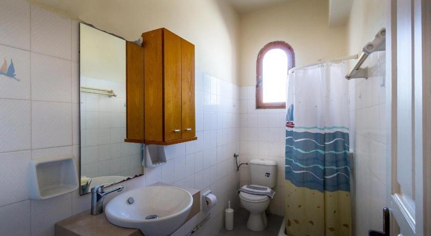 Blue Horizon Studios & Apartments
