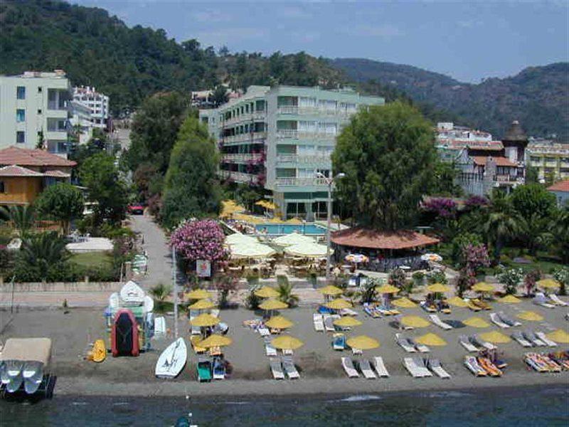 Flamingo Hotel