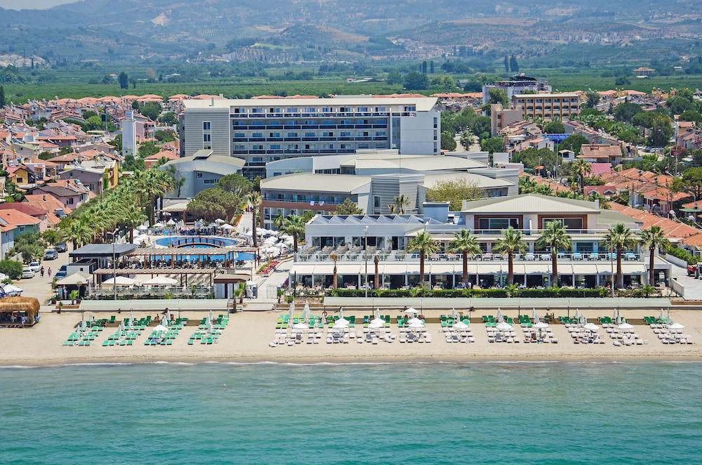 Palm Wings Beach Resort & Spa Kusadasi