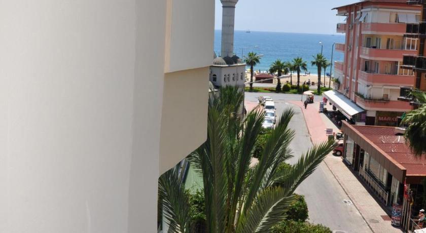 Miss Cleopatra Hotel