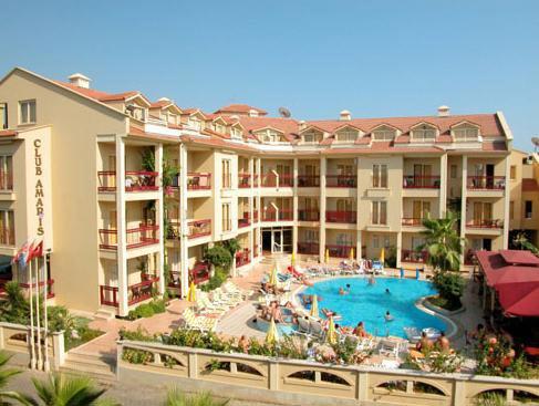 Club Amaris Apartments