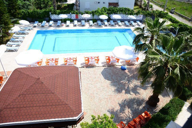 Andros Family Club