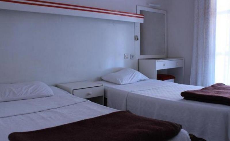Mola Hotel