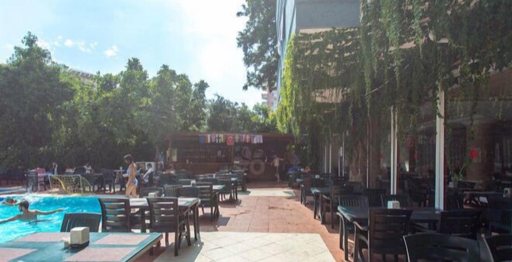 Sun Vera Hotel