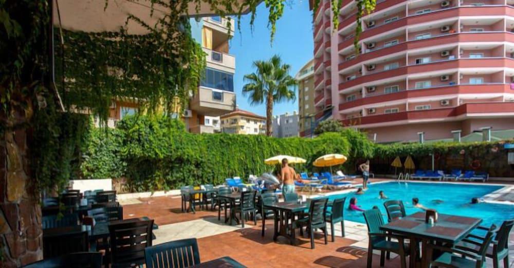 Sun Vera Hotel