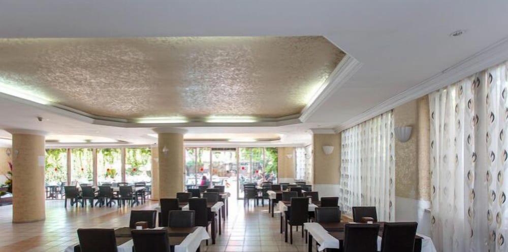 Sun Vera Hotel