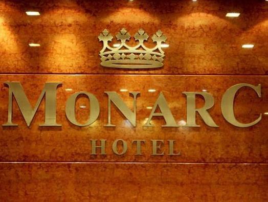 Monarc Hotel