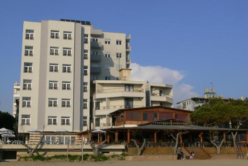 Majestic Hotel
