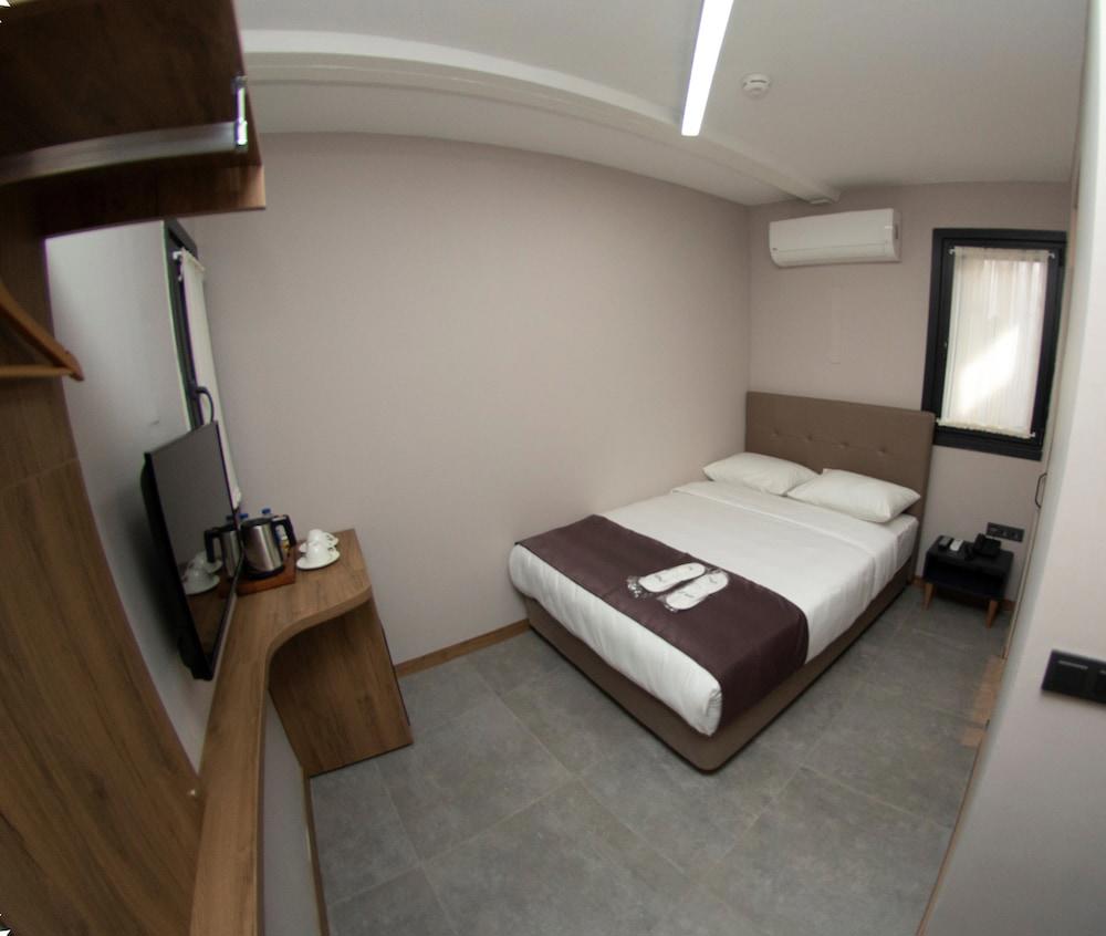 Jurnal Hotel