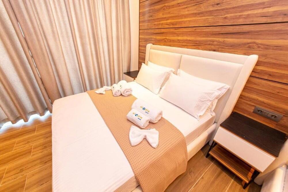 Utopia Hotel