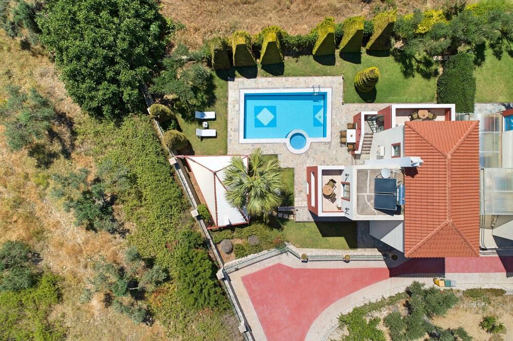 Alkyonides Villas