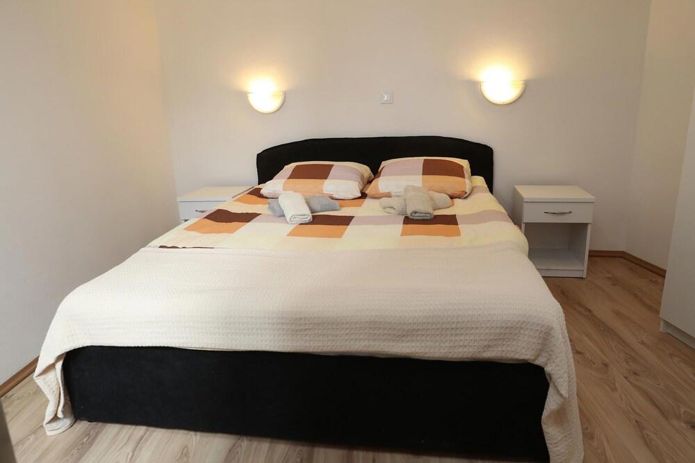 Holiday Homes Vesko