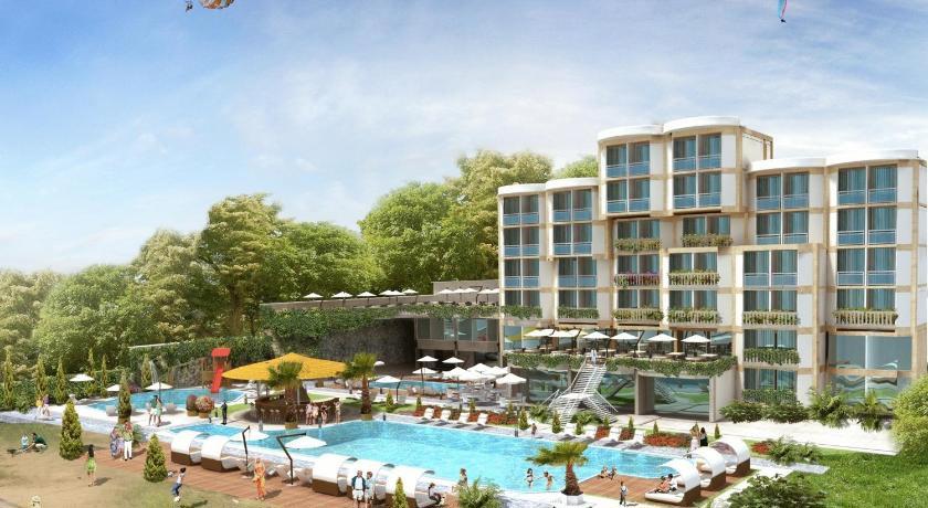 Amphibia Beach Complex