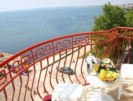 Saint George Hotel & Spa