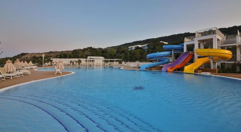 White Lagoon Holiday Village