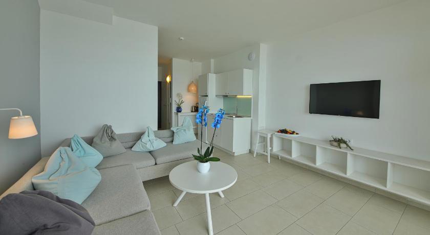 White Lagoon Holiday Village