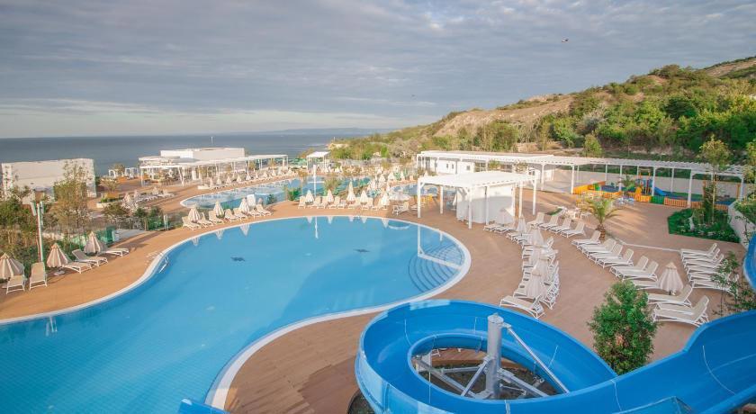 White Lagoon Holiday Village