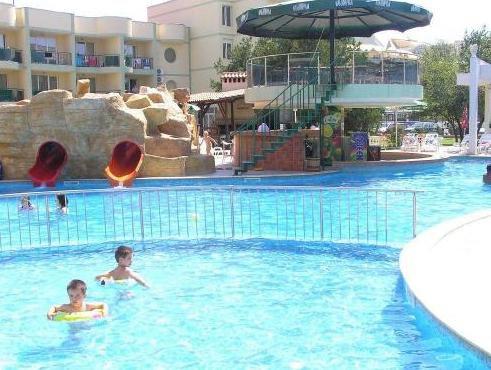 Sunny Day Club Hotel