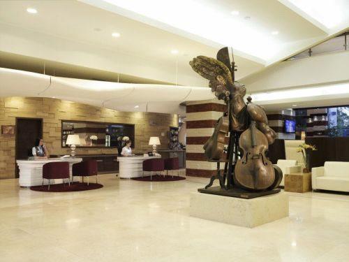 Flamingo Grand Hotel & Spa