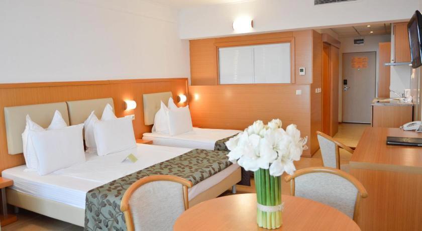 Flamingo Grand Hotel & Spa