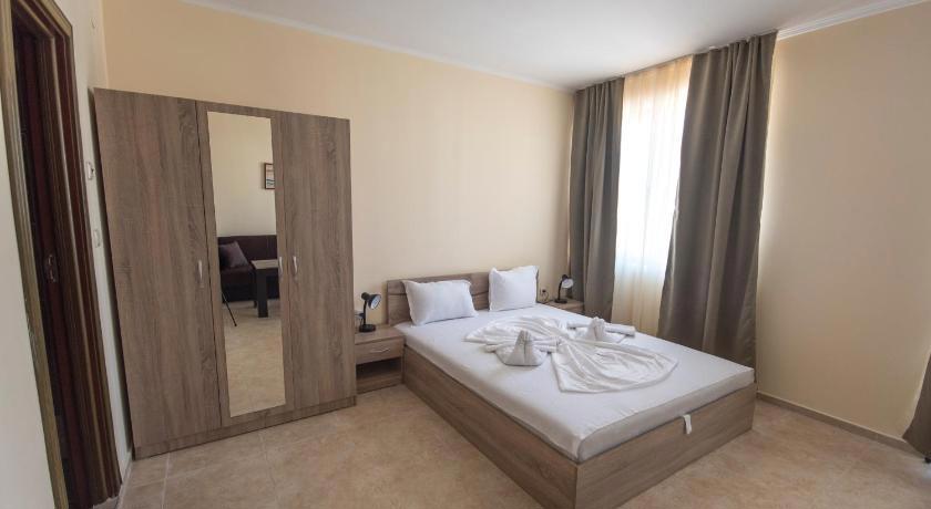 Apollon Apartments