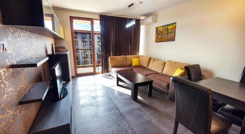 Apollon Apartments