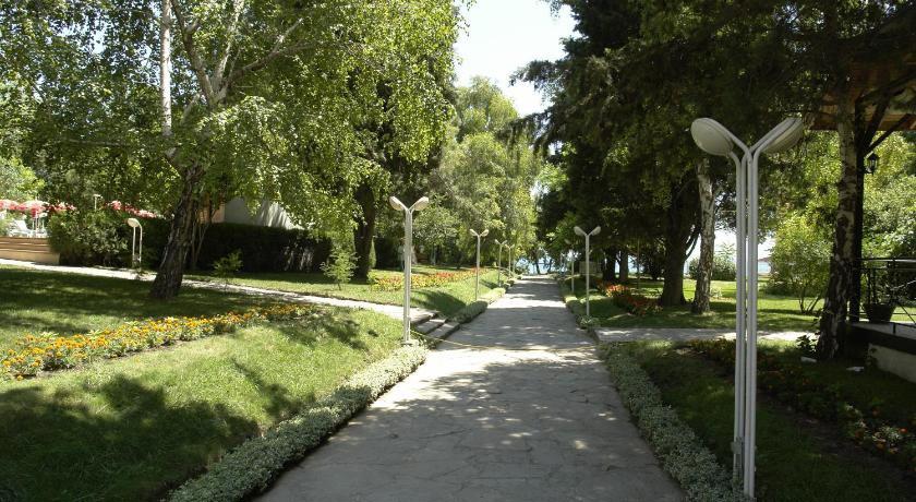Park Hotel Oasis - Neseber