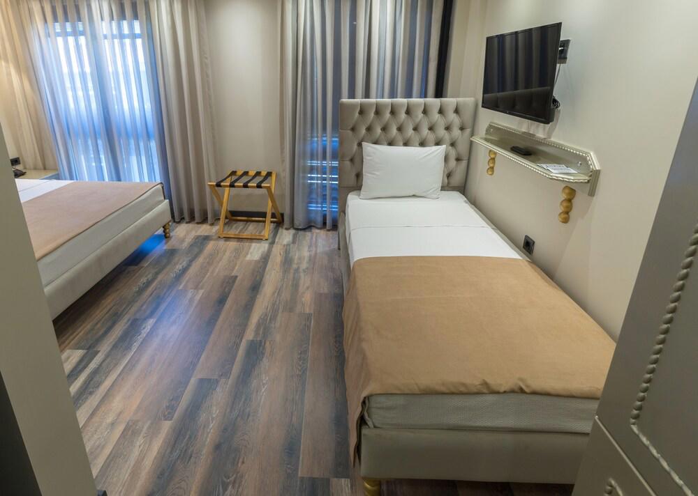 Mardia Hotel