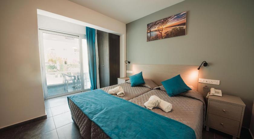 AMaos Hotel Apartments