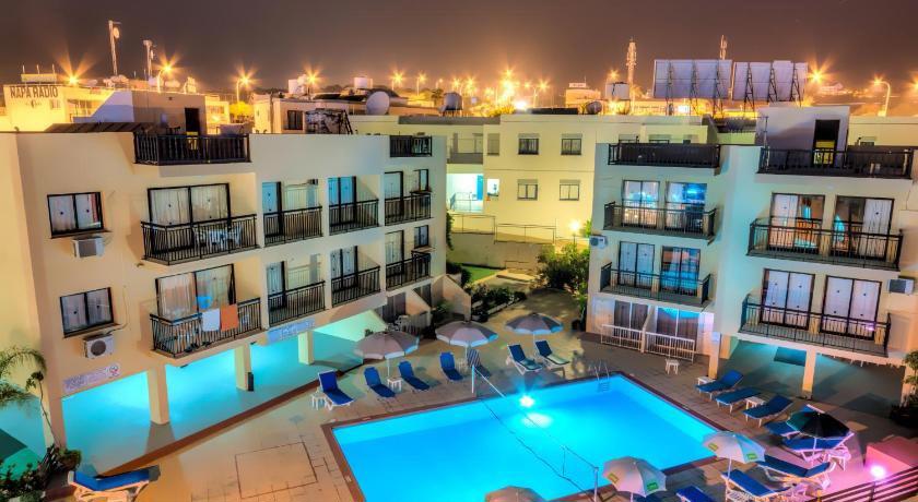 AMaos Hotel Apartments