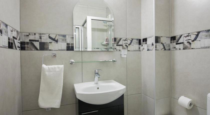 AMaos Hotel Apartments