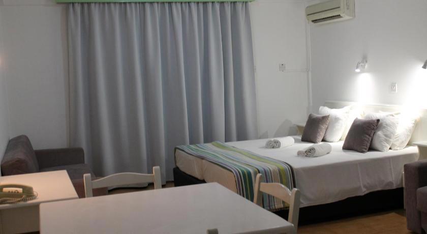 AMaos Hotel Apartments