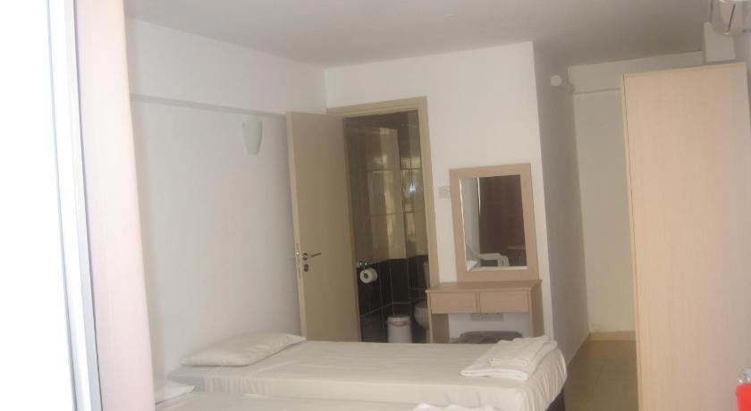 AMaos Hotel Apartments