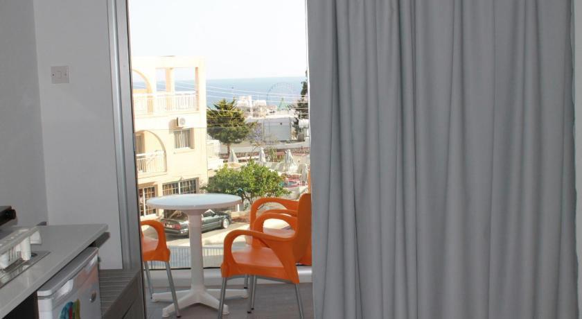 AMaos Hotel Apartments