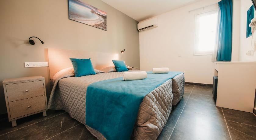 AMaos Hotel Apartments