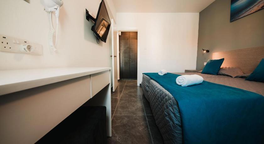 AMaos Hotel Apartments