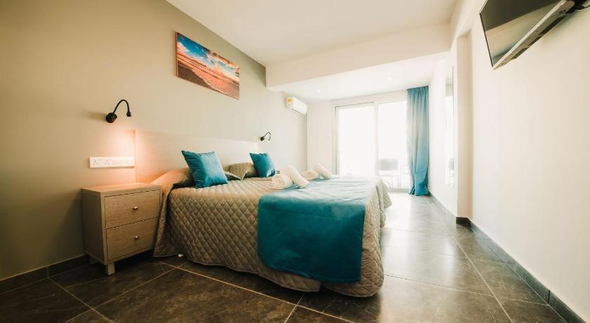 AMaos Hotel Apartments