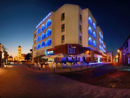 Livadhiotis City Hotel