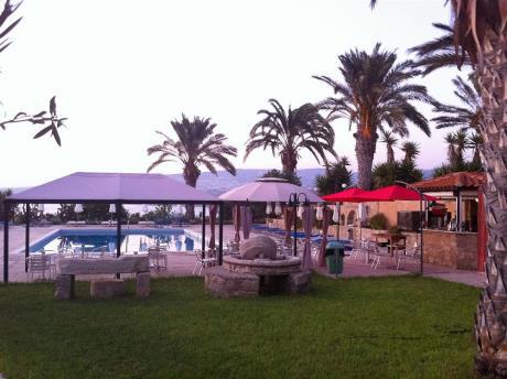 Vrachia Beach Resort