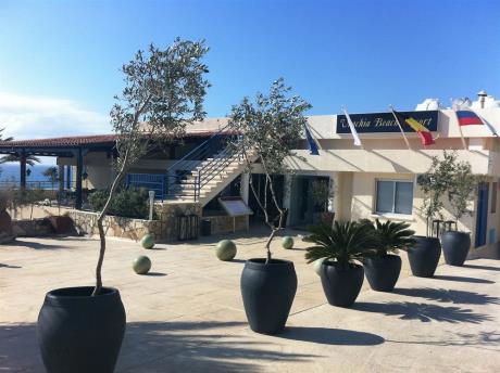 Vrachia Beach Resort