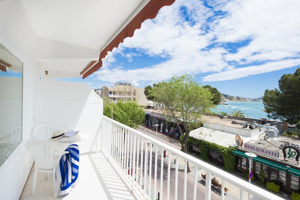 Neptuno Paguera Hostal