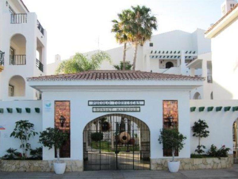 Pueblo Torviscas Holiday Apartments