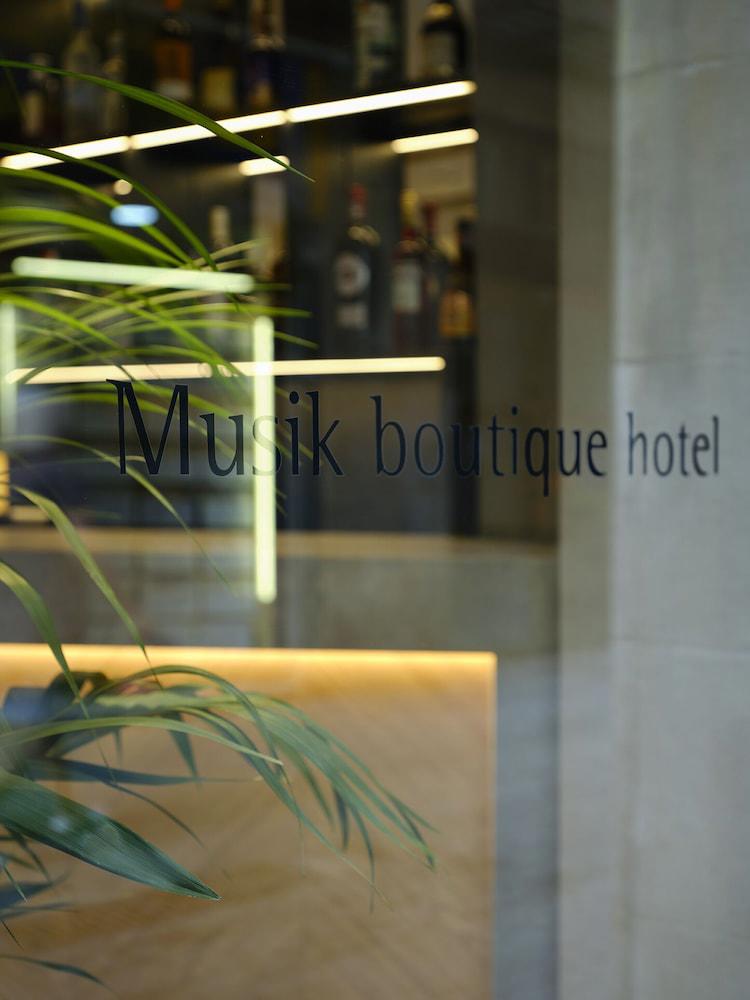 Domus Selecta Musik Boutique Hotel   