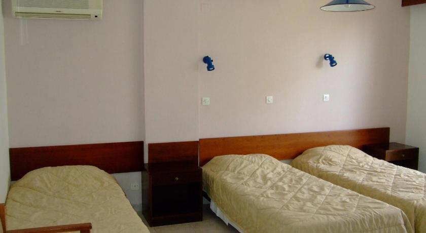 Antonios Hotel