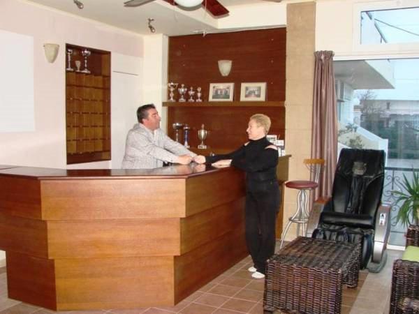 Antonios Hotel
