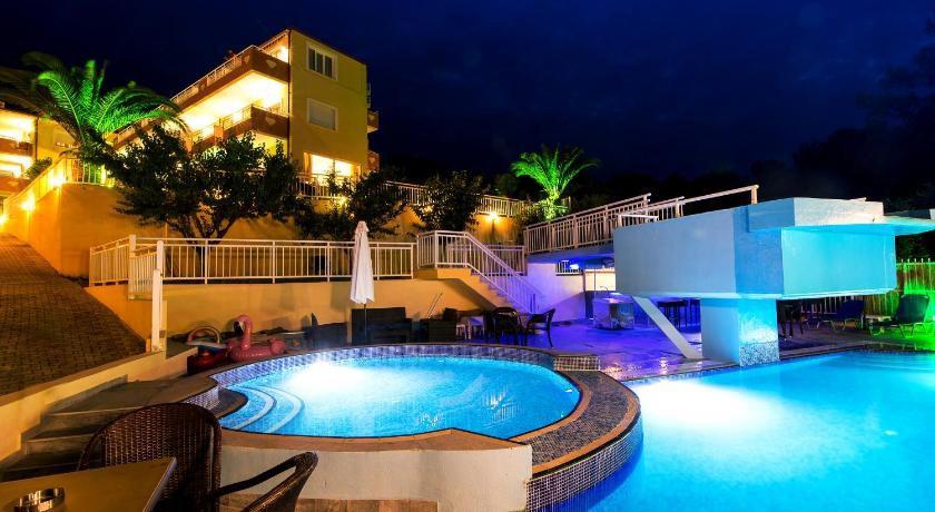 Diamond Hotel