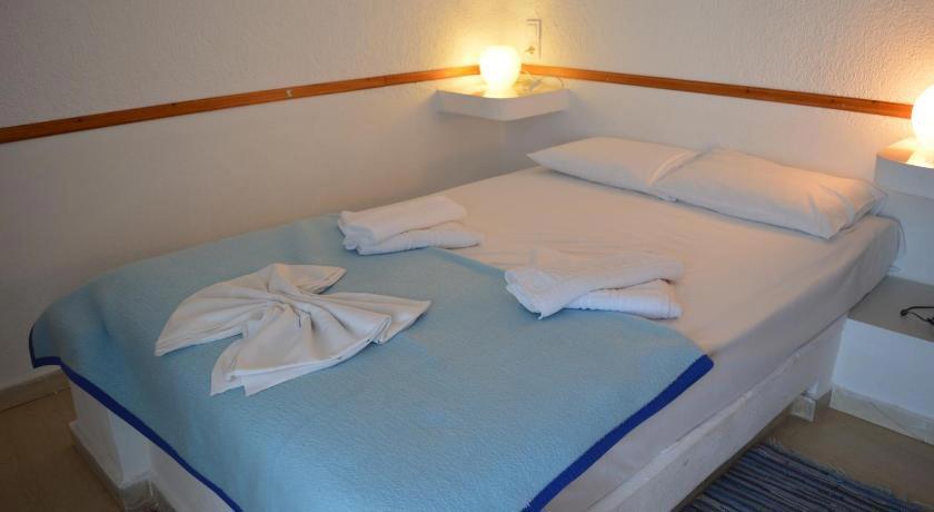 Mantraki Apartments