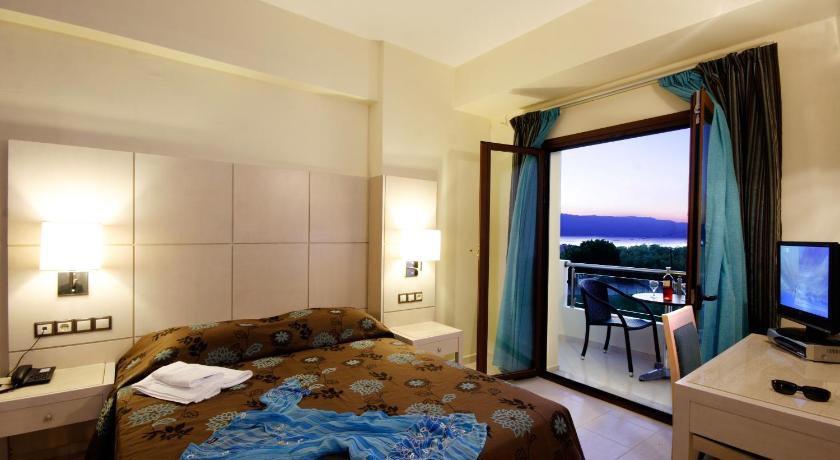 Theros Hotel