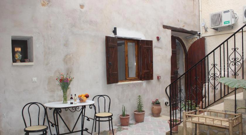 Bozzali Deluxe Hotel